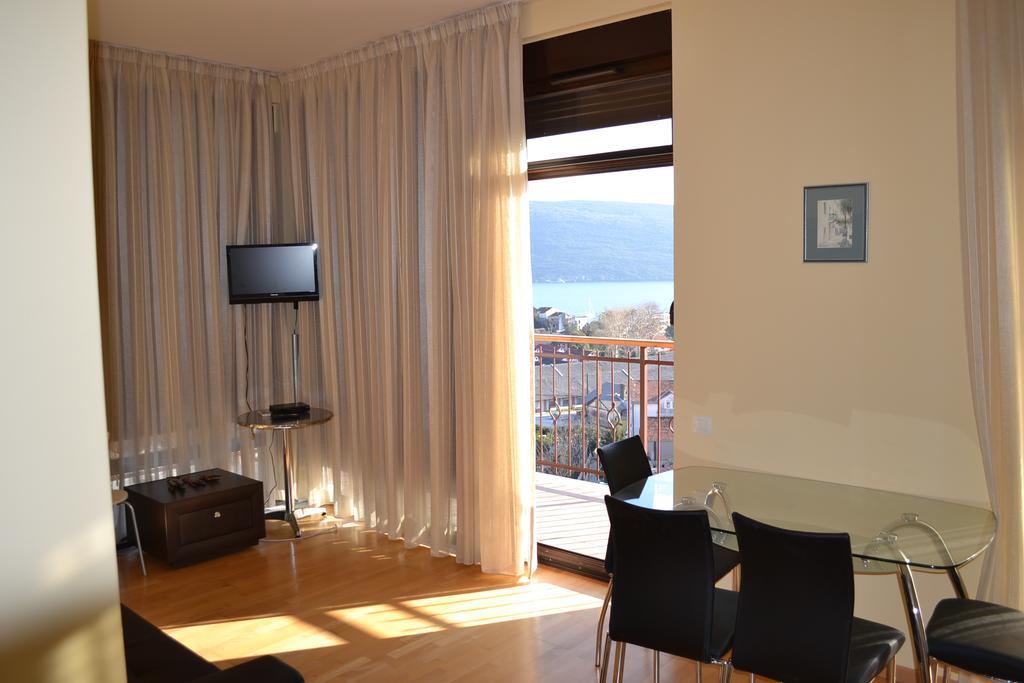 Apartments Ploski Herceg Novi Ngoại thất bức ảnh